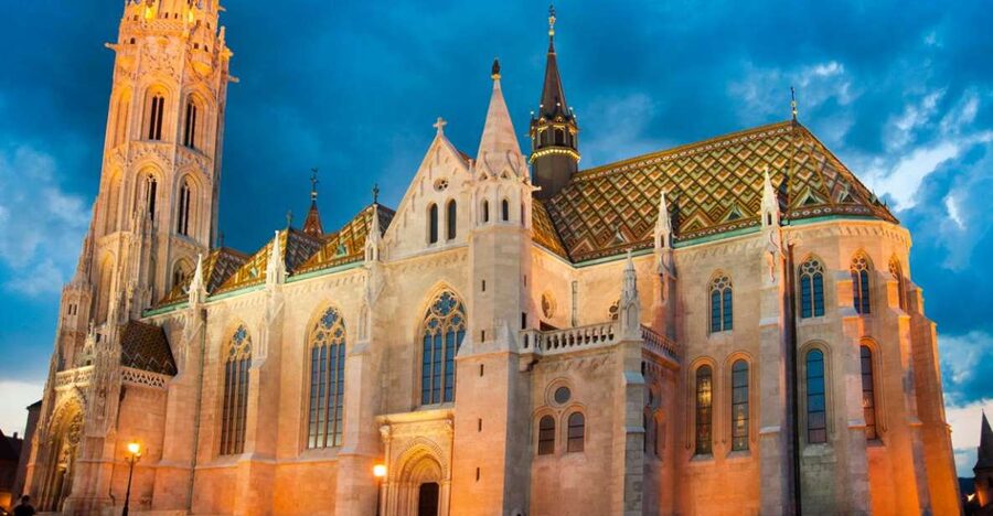 3-Hour Orientation Walking Tour of Buda and Pest - Price and Logistics: $41 plus transit tickets