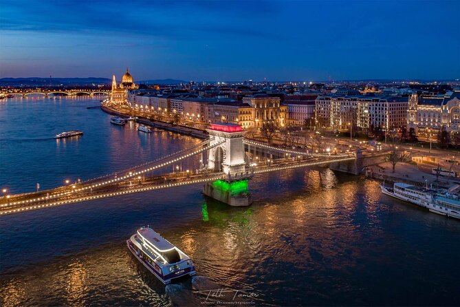 4 Course Dinner Cruise with Operetta, Folk Show and Welcome Drink - What Food Feels Like On a Night Like This