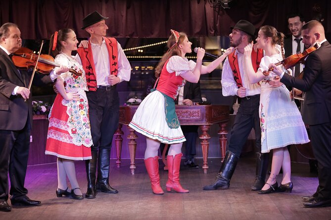 4 Course Dinner Cruise with Operetta, Folk Show and Welcome Drink - Timing, Arrival, and How to Make the Most of 2 Hours