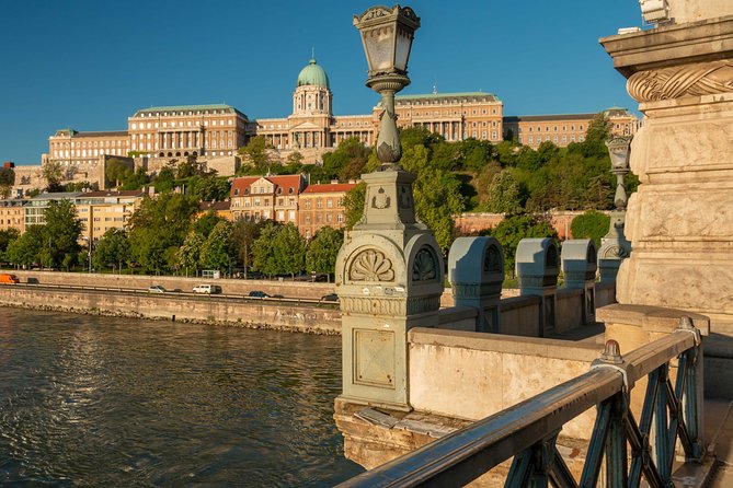 4 hours long private minivan tour in Budapest - The four-hour route, stop by stop (what to expect)