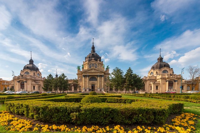 4 hours long private walking tour in Budapest - The tour rhythm: how four hours feels in Budapest
