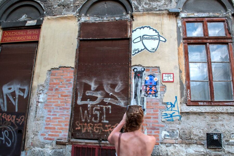 Alternative Budapest Walking Tour - Why This Alternative Budapest Walk Feels Like the Real City