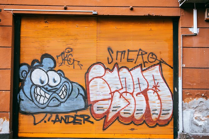 Alternative Street Art Free Walking Tour of Budapest - What the tour includes, and what you need to bring