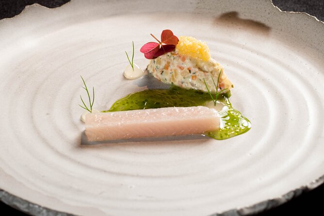 Audio visual multi-sensory chefs journey dinner experience - The 360 audio-visual show is the real main character
