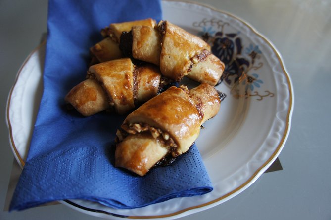 Authentic Jewish Cooking Class by a Professional chef - Finding Budapest Through Jewish Food, Not Tourist Sets