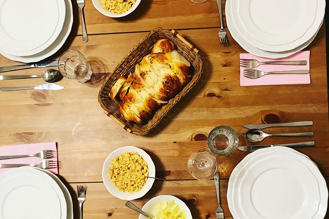 Authentic Jewish Cooking Class by a Professional chef - How the Chef Teaching Style Feels in Practice