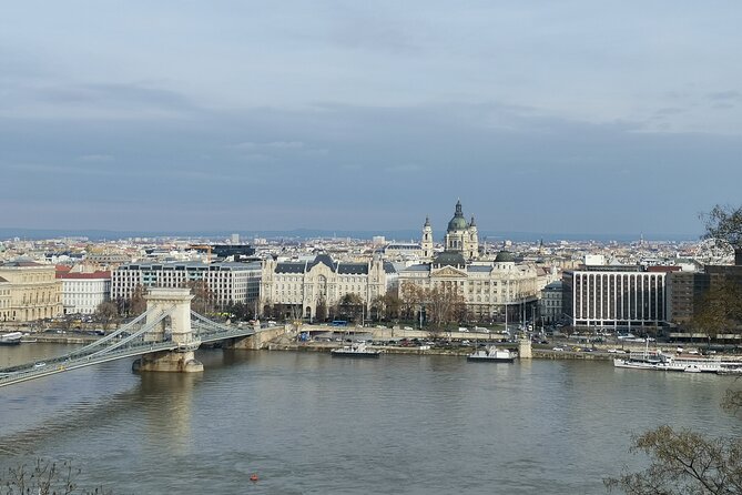 Best Historical Sights of Budapest Tour - St Stephen Basilica Inside: Holy Right Hand and Real Atmosphere
