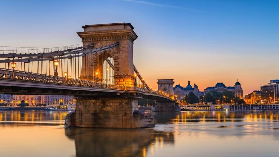 Best of Budapest: Private Walking Tour with a Local - The Jewish Quarter and the Great Synagogue: A Stop With Meaning