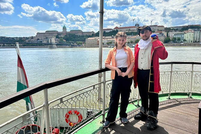 Bottomless Brunch and Cruise with Prosecco in Budapest - Prosecco, tea or coffee, and the one included juice or soft drink