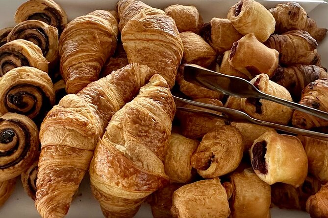 Bottomless Brunch and Cruise with Prosecco in Budapest - Pickup, meeting point, and getting on board with less stress