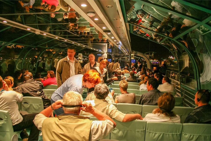 Budapest: 1-Hour Evening Sightseeing Cruise with Drink - Should You Book This Budapest Evening Danube Cruise?