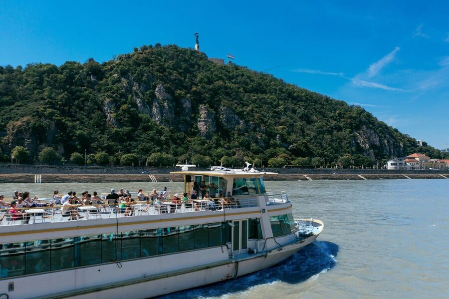 Budapest: 1-hour Sightseeing Danube River Cruise - Who this Budapest Danube cruise is best for (and who should skip it)