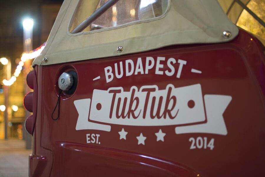 Budapest: 2-Hour Private TukTuk Tour - Practical Tips for a Smooth Ride: Weather, Clothing, and Expectations