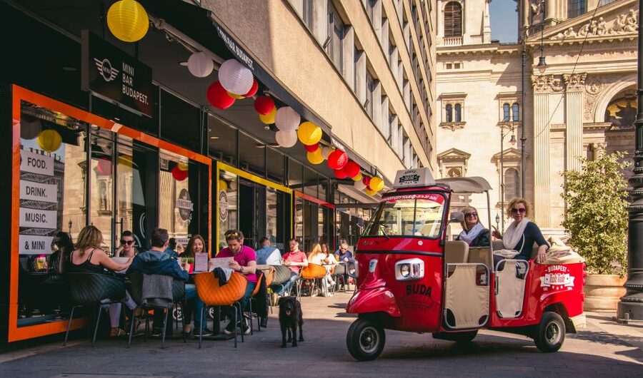 Budapest: 2-Hour Private TukTuk Tour - Arriving at Buda Castle and the Castle Bazaar Stop You Can Use