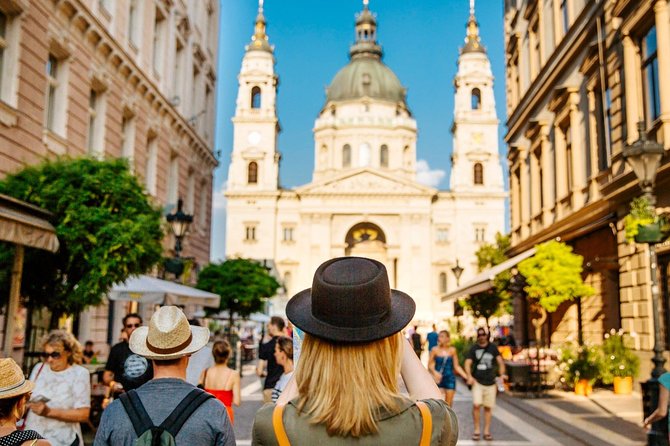 Budapest: 3-Hour Live-guided Bus Tour and 1-hour River Cruise - The Pest-side landmarks: Parliament, State Opera, and St. Stephen’s Basilica