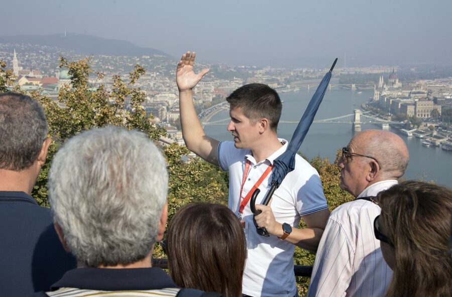 Budapest: 3-Hour Live Guided Sightseeing Tour - City Park and the Thermal Spa Area: A Fun Drive-by Break