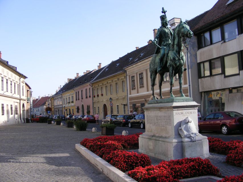 Budapest 3-Hour Private Walking Tour with Route Options - Route A: Pest Downtown, Parliament, Liberty Square, and the Market Hall