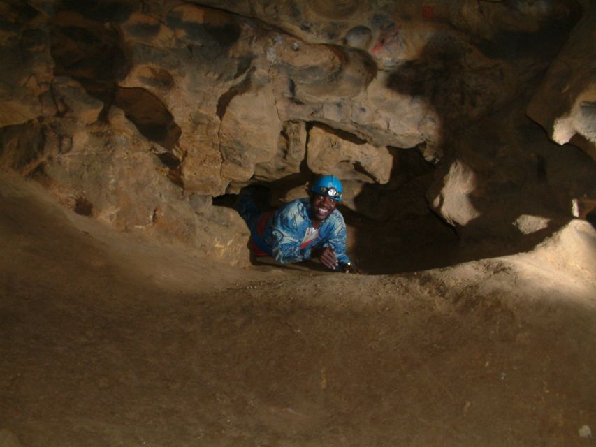Budapest: Adventure Caving Tour with Guide - Guides you will want on your side, and why their style matters