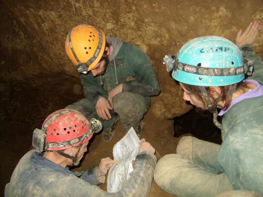Budapest: Adventure Caving Tour with Guide - Who this tour is best for, and who should skip it