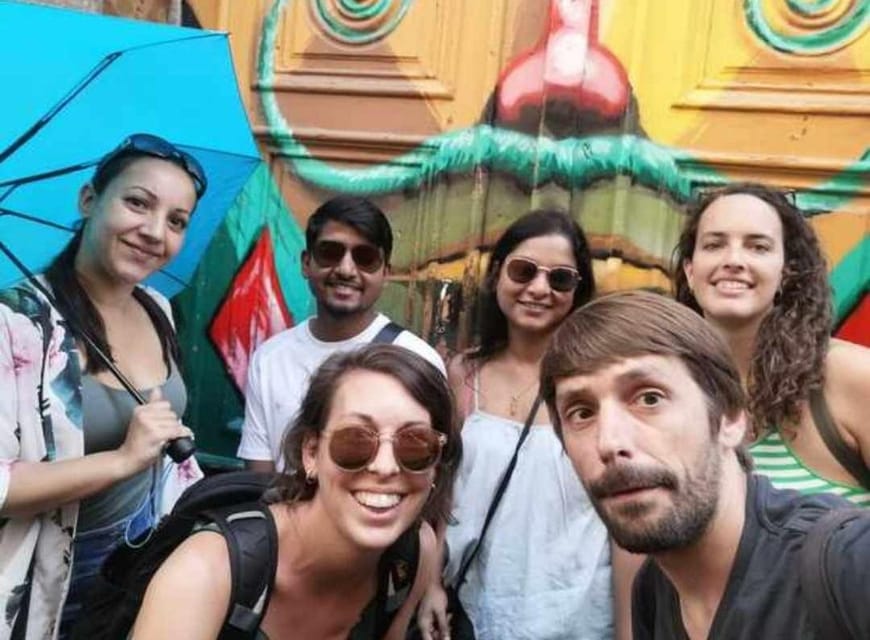 Budapest: Alternative Street Art & Jewish Tour - Jewish Quarter Walking Stops: Modern Life Meets Older Stones
