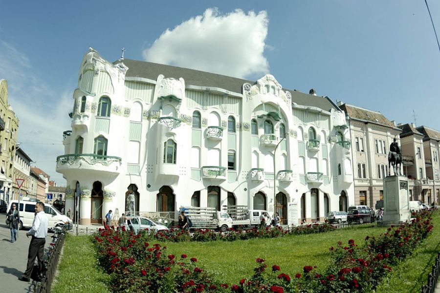 Budapest Art Nouveau Walking Tour - Who this tour suits best, and who might want a different plan