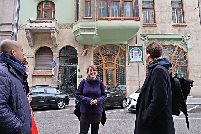 Budapest Art Nouveau Walking Tour - Kazinczy Street Synagogue finish: Art Nouveau in an orthodox interior