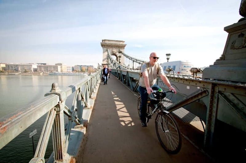 Budapest Bike Tour with a Hungarian Goulash - Lunch at the center of the story: Hungarian goulash break