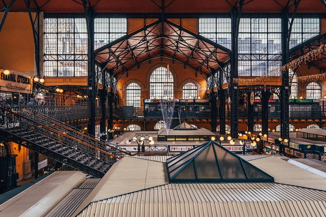 Budapest: Book A Local Host - Your Personalized Route, from Buda Castle Orientation to Local Corners