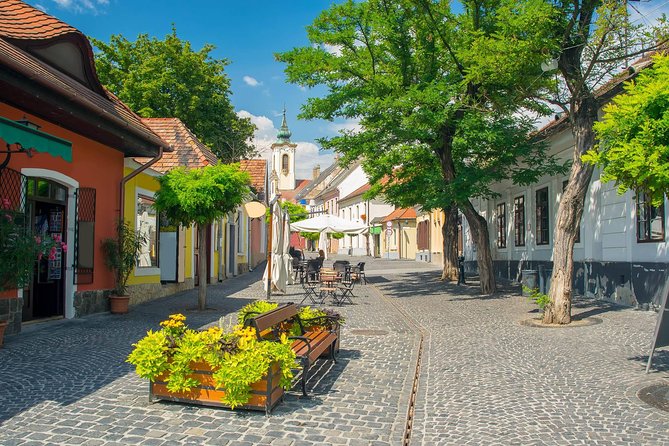 Budapest-Bratislava One-Way Sightseeing Transfer - Stop 4 in Győr: Baroque Old Town streets before Bratislava