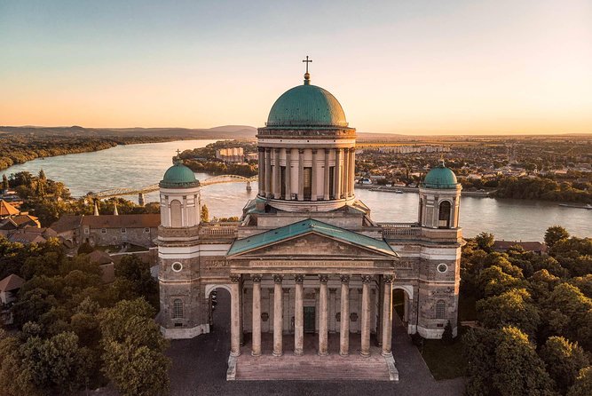 Budapest-Bratislava One-Way Sightseeing Transfer - Timing tips for a 9-hour door-to-door day