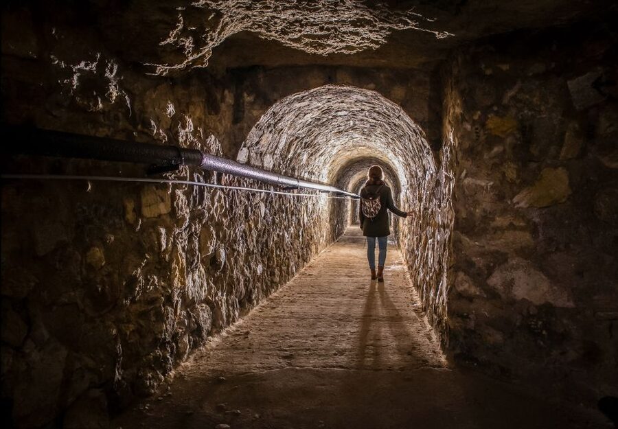 Budapest: Buda Castle Cave Tour - Where you start, Trinity Square or Dárda Street