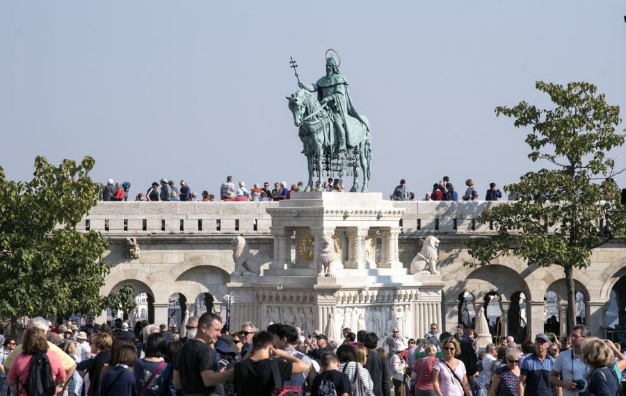 Budapest: Buda Walking Tour - Castle District in 2 hours, and why that matters