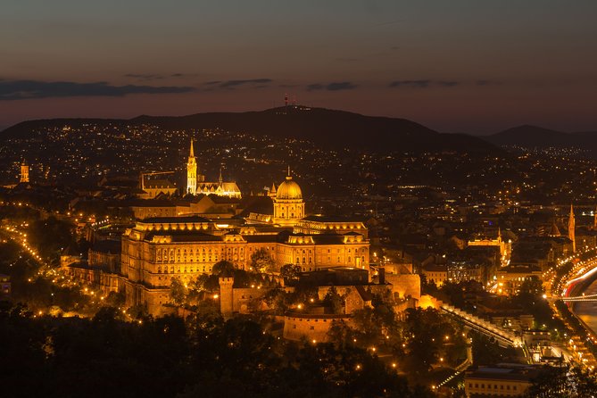 Budapest by night - private driving tour - The Big Value: Comfort, Night Timing, and Getting Your Bearings Fast