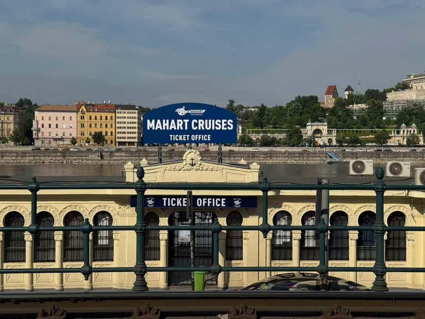 Budapest By Night Sightseeing Cruise - About the Audio Guide: Why You Might Want Your Own Backup