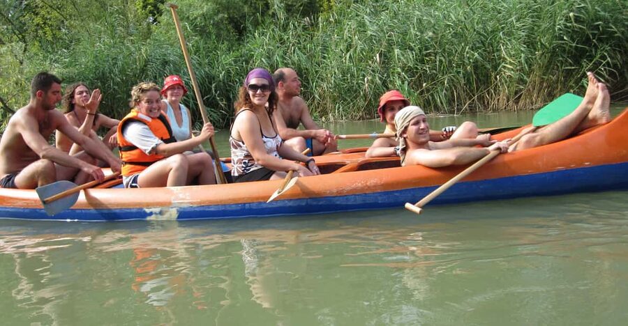 Budapest: Canoeing the Danube w or wo Sauna or Danube Beach - Canoeing the Danube near Budapest: why this route feels right