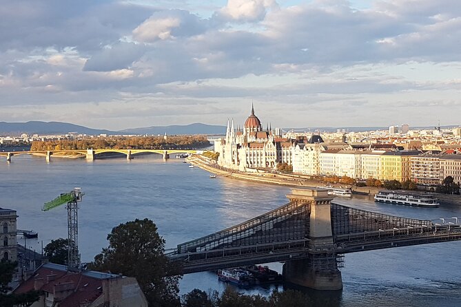 Budapest: Castle District Walking Tour - Gül Baba and the Ottoman trail through the district