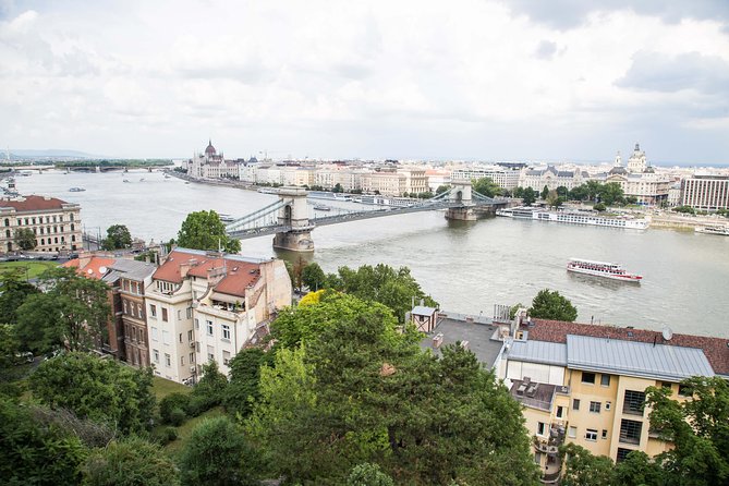 Budapest Castle Walk - Budapest Castle Walk, what it feels like on the ground