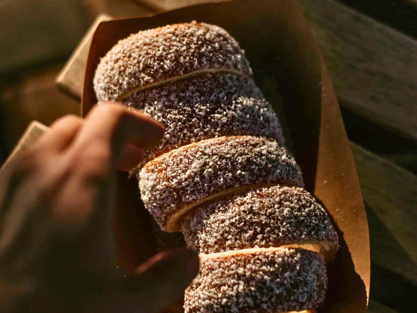 Budapest: Chimney Cake Workshop in City Park - Getting there: finding the small white round buildings and Kató Néni Finomságai