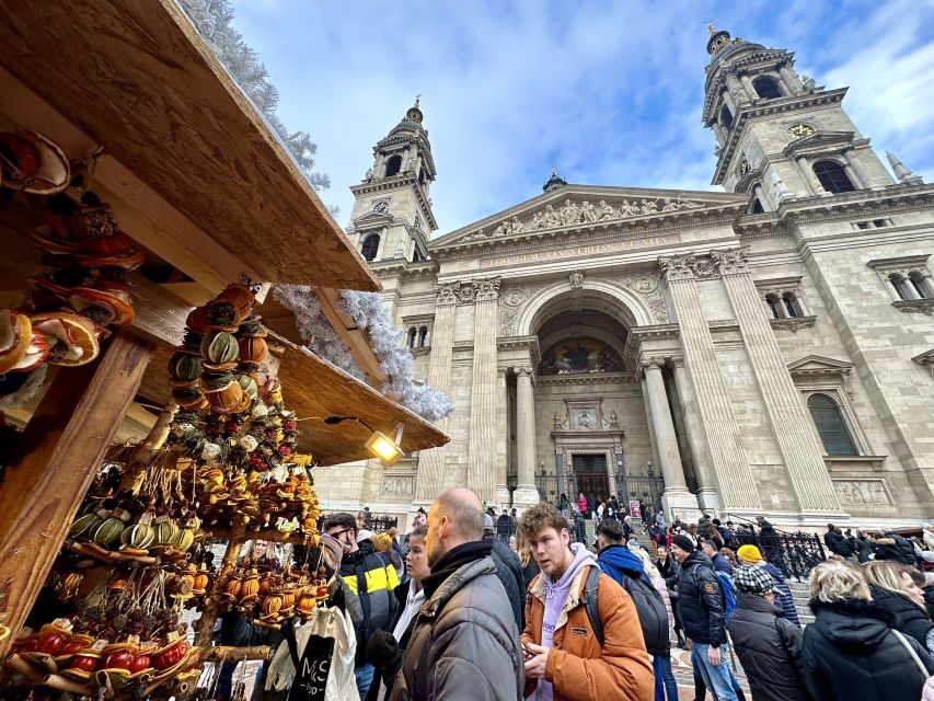 Budapest: Christmas Market Guided Walking Tour with Tastings - Coffee at a Historical Coffee House: Why the Finish Feels Right