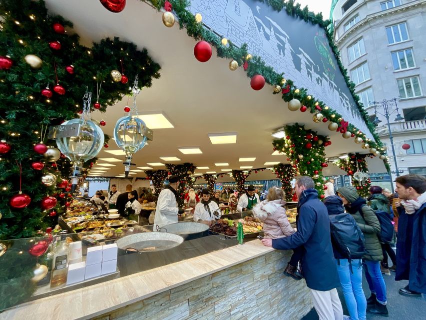 Budapest: Christmas Market Guided Walking Tour with Tastings - Handmade Christmas Goods: Shopping With a Sense of What You’re Buying