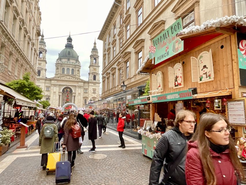 Budapest: Christmas Market Guided Walking Tour with Tastings - Price and Value: What $106 Buys in Budapest Winter