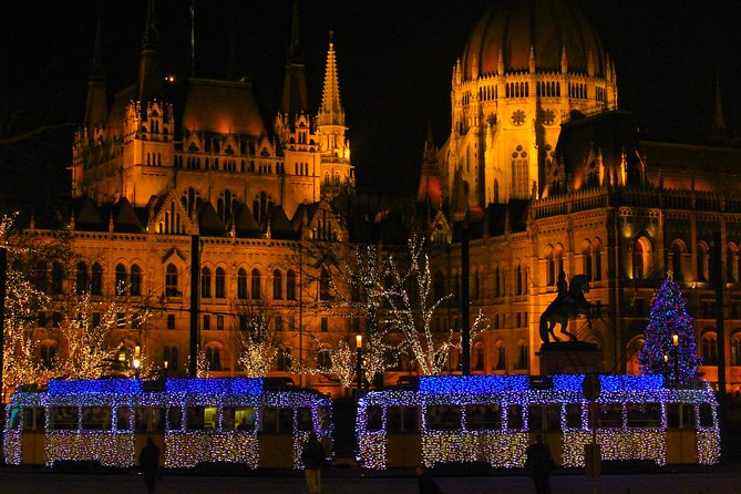 Budapest Christmas Walking Tour & Entry to St Stephen's Basilica - Erzsébet Square to Váci Street, classic central Budapest in holiday mode