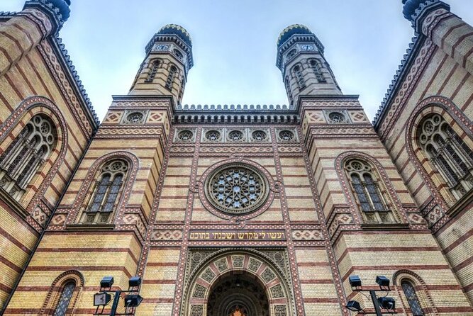 Budapest City Walk in Jewish Quarter - The Synagogue Triangle: Kazinczy, Rumbach, and the Dohány Street Synagogue
