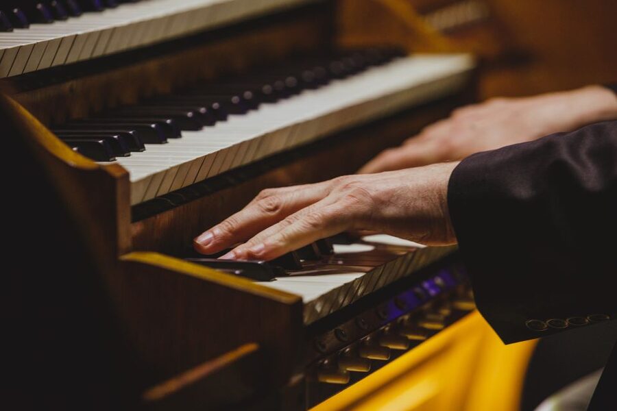 Budapest: Classical Music Concerts in St Stephen's Basilica - Ave Maria programs: the mood-boosting choice