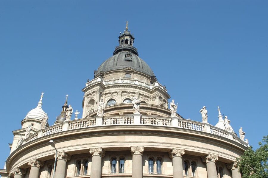 Budapest: Classical Music Concerts in St Stephen's Basilica - What I’d do before and after the concert on your Budapest evening