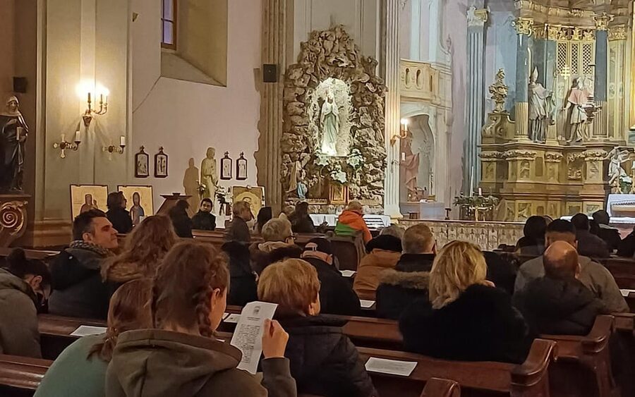 Budapest: Concert on the Oldest Working Organ in the City - Getting there near Váci út, simple meeting point, low hassle