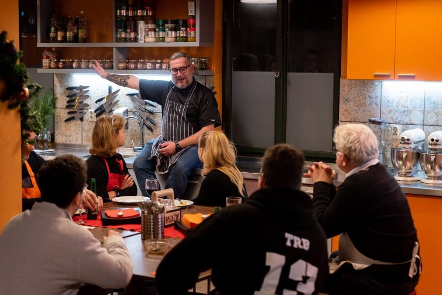 Budapest: Cooking School – Hungarian Menu & Local Market - Key reasons to book this Hungarian cooking class