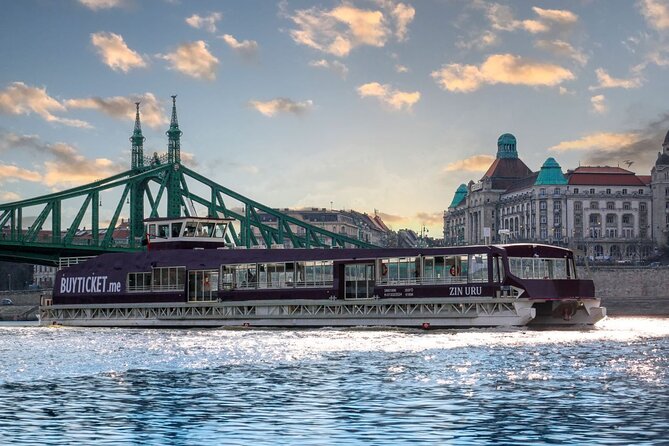 Budapest Danube 1 Hour Sunset or Night Cruise with Audio Guide - The route: how the cruise strings Budapest’s landmarks together