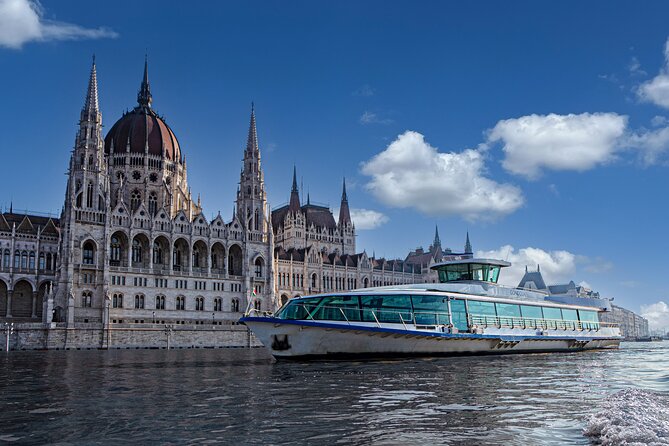 Budapest Danube Cruise with Drink, Audio Guide, Margaret Island - Why a short Danube cruise beats a rushed walking loop