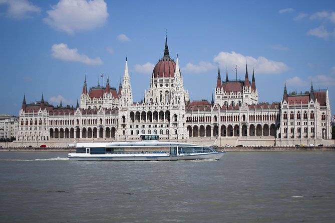 Budapest Danube Cruise with Drink, Audio Guide, Margaret Island - Parliament and the Chain Bridge, plus the audio-guide payoff